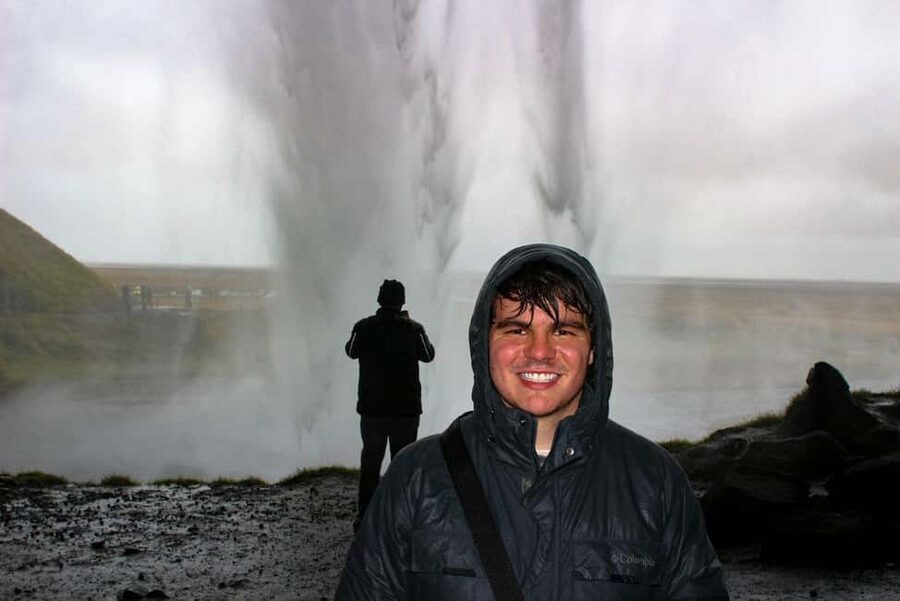 2-Day South Coast, Blue Ice Cave, Glacier Lagoon Tour - Jökulsárlón: a lake filled with moving ice