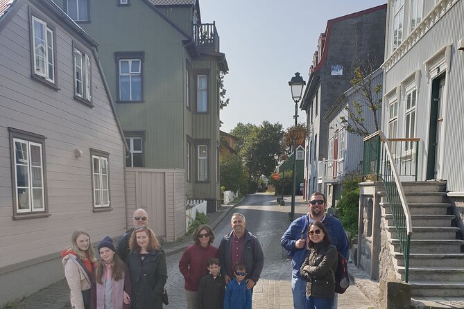 2-Hour Reykjavik Private Walking Tour - The famous hot dog stand and a very Icelandic pause