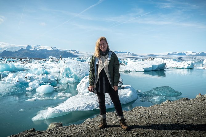 3-Day Golden Circle, Ice Cave and Glacier Lagoon Small-Group Tour - Hotels, meals, and the small-group advantage