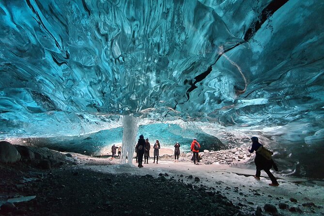 3-Day Golden Circle, South Coast & Ice Cave - Small Group Tour - How demanding is the tour?