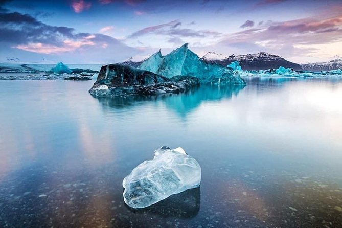 3 Day Summer South Coast, Golden Circle and Jökulsarlon glacier lagoon - Day one at Þingvellir, Gullfoss, and Geysir