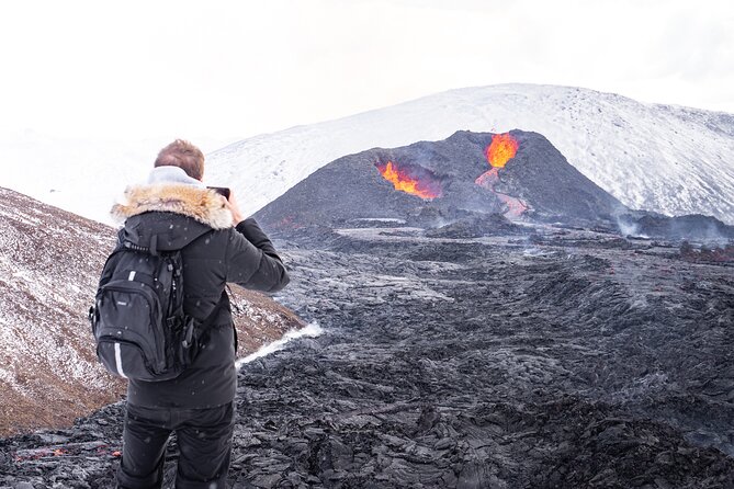 4-Day Iceland: Golden Circle, South Coast, Volcano Hike & Northern Lights - Pickup, luggage, and daily comfort