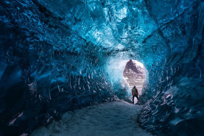 4 Day Northern Lights Adventure - Ice Caves & 4x4 Super Jeeps - Day 3: Þórsmörk by 4x4 Super Jeep