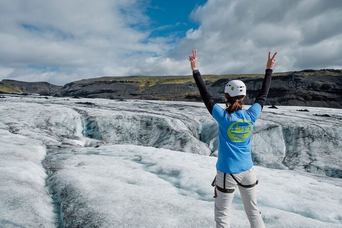 4 Day Northern Lights Adventure - Ice Caves & 4x4 Super Jeeps - Day 2: Katla ice caves and the dangerous beauty of Reynisfjara