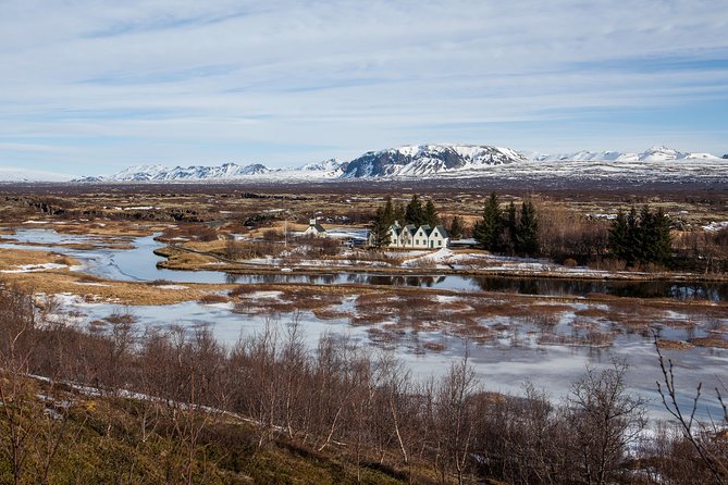 5-Day Northern Lights Hunt & Glacier Lagoon Tour - Hotels, guides, and the feel of the trip