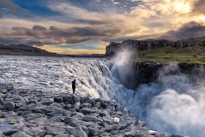 6 Day Iceland Ring Road Highlights Tour With Accommodation - Day 3: East Fjords and a choice of geothermal relaxation