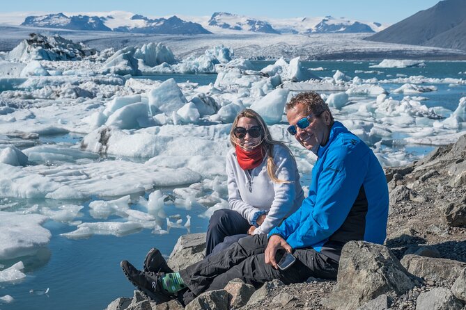 6-day Ultimate Iceland Tour: Photography and Northern Lights - Day 3: Snæfellsnes, seals, and the shape of Kirkjufell