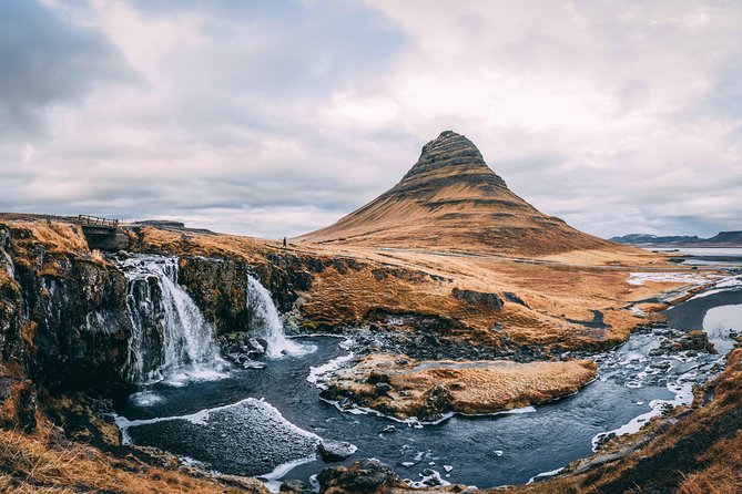 8-Day Small Group Tour Around Iceland from Reykjavik - Day 1: Golden Circle geology and the first Northern Lights chance