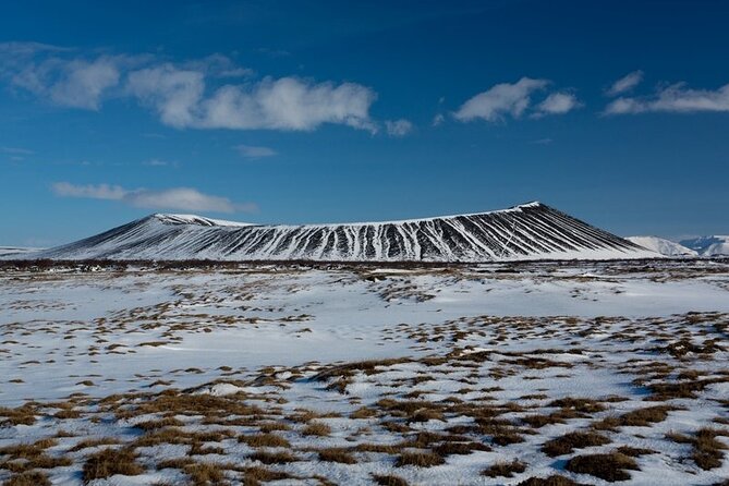 8-Days Guided Iceland Circle Tour from Reykjavík - What the guides add to the experience