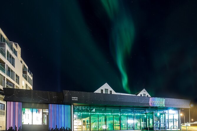 Aurora Reykjavík, The Northern Lights Center Museum Visit - The 7-meter screen and Iceland film