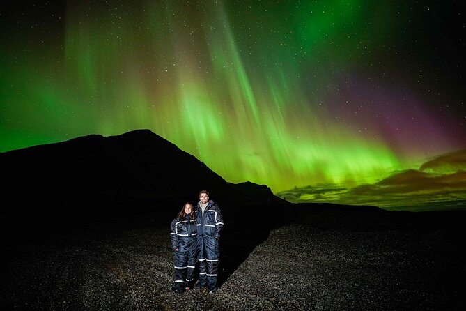 Award Winning Private Northern Lights Tour with All Inclusive - Leaving Reykjavik at 8 pm