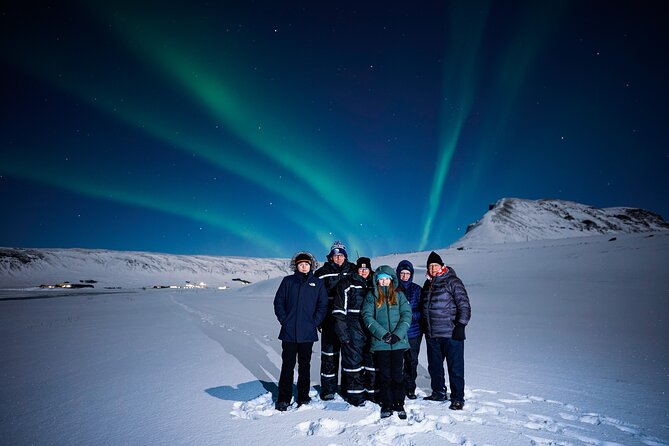 Award Winning Private Northern Lights Tour with All Inclusive - Reykjanes Peninsula: a practical alternative near the capital