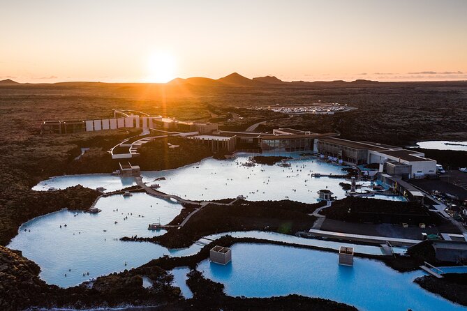 Blue Lagoon Entry Ticket with Optional Private or Shared Transfer - Soaking, Masks, Steam, and the Swim-Up Bar