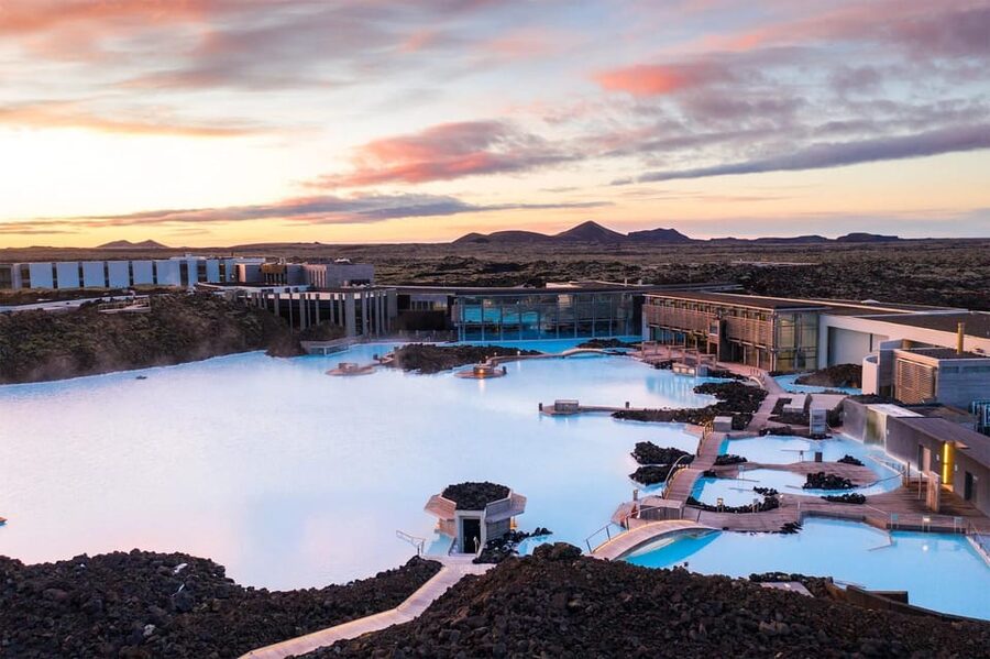 Blue Lagoon: Premium Admission with Drinks and Face Masks - What the premium drink and masks add