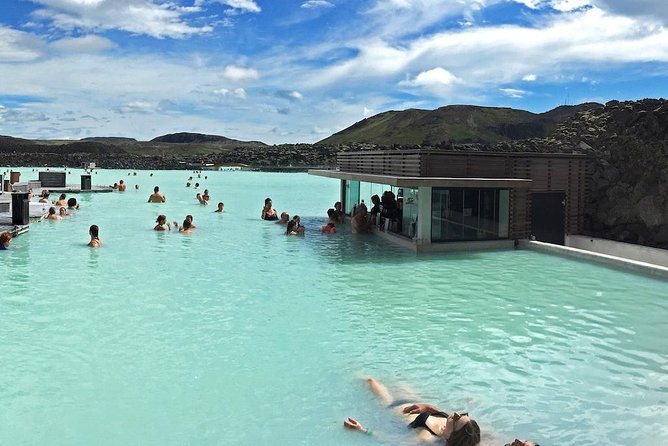 Blue Lagoon & Reykjavík Sightseeing - PRIVATE TOUR - Hallgrímskirkja: Reykjavík’s tallest landmark