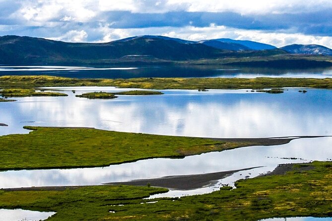 Classic Golden Circle & Kerið Small-Group Tour from Reykjavík - Extra stops, lunch, and the value of flexibility