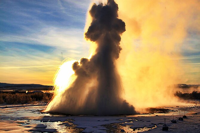 Day Trip to the Golden Circle and Blue Lagoon from Reykjavik - Kerid Crater adds color and a smaller-scale walk