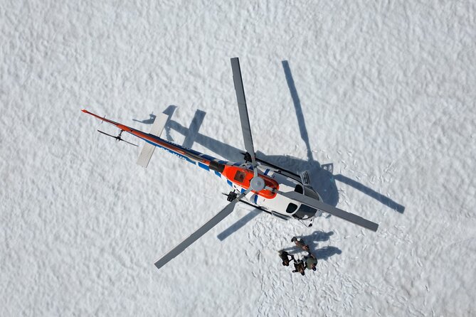Fire and Ice Helicopter Tour: Glacier and Hengill Geothermal Area - Þórisjökull glacier: 15 minutes on the ice
