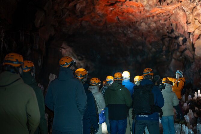 From Reykjavík: Evening Lava Tunnel Tour and Northern Lights Tour - What happens if the aurora stays hidden