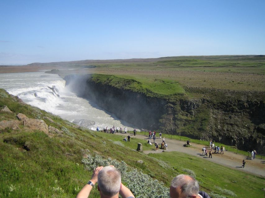 From Reykjavik: Full-Day Horse Riding & Golden Circle Tour - Lunch and the Midday Handoff