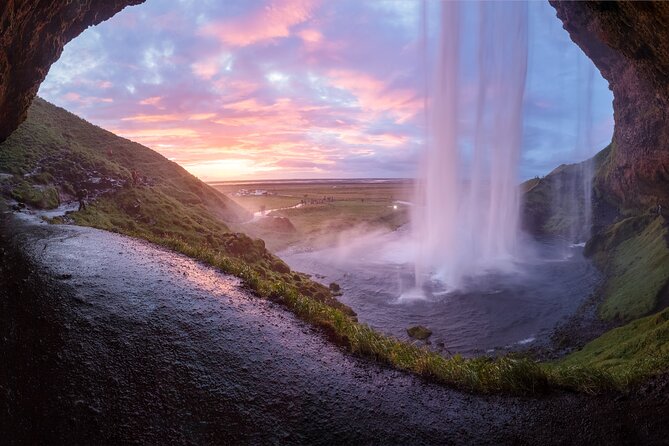 From Reykjavik: Glacier Hike, South Coast and Waterfalls Day Trip - The drive, the food stop, and the long day