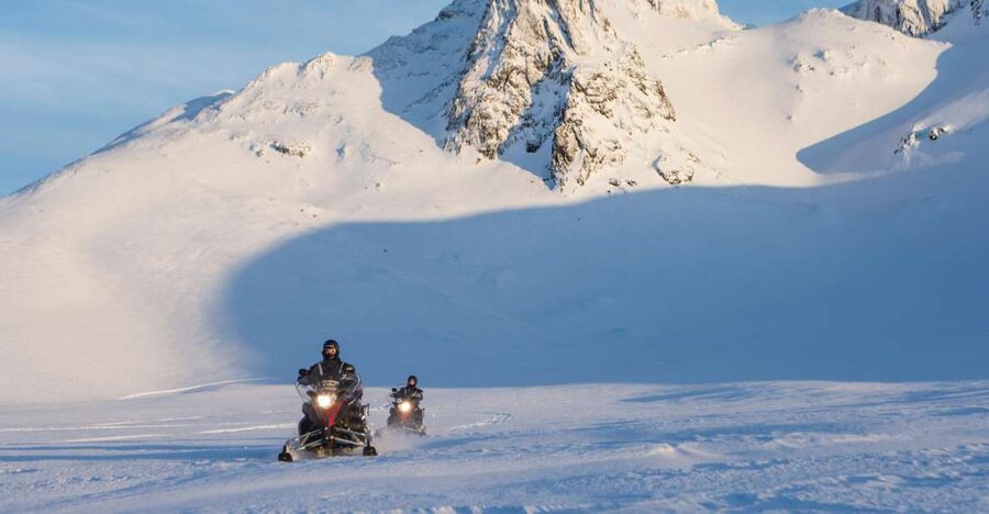 From Reykjavik: Golden Circle and Glacier Ice Cave Tour - Starting early from Reykjavík