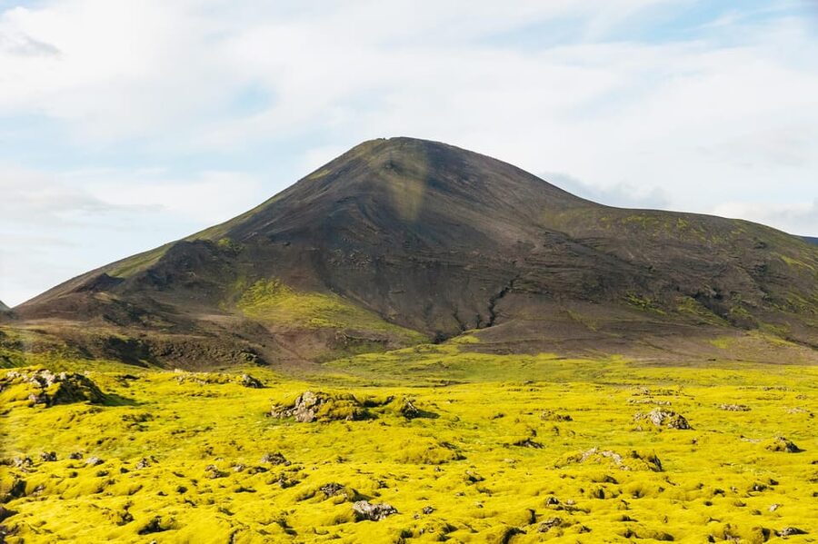From Reykjavík: Golden Circle Tour and Silfra Snorkeling - Geysir and the short wait for an eruption