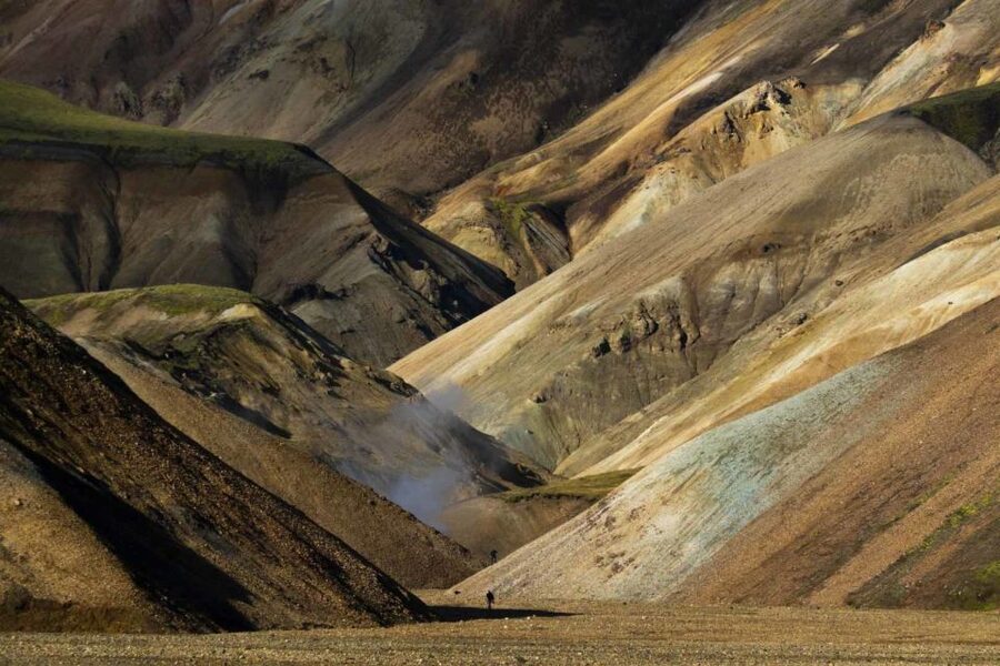 From Reykjavik: Landmannalaugar Day Tour by Luxury Jeep - Hjálparfoss and the meeting of two falls
