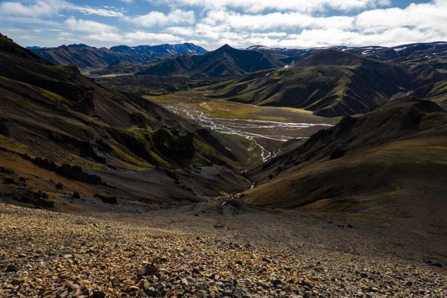 From Reykjavik: Landmannalaugar Day Tour by Luxury Jeep - Guide quality can make or break the day