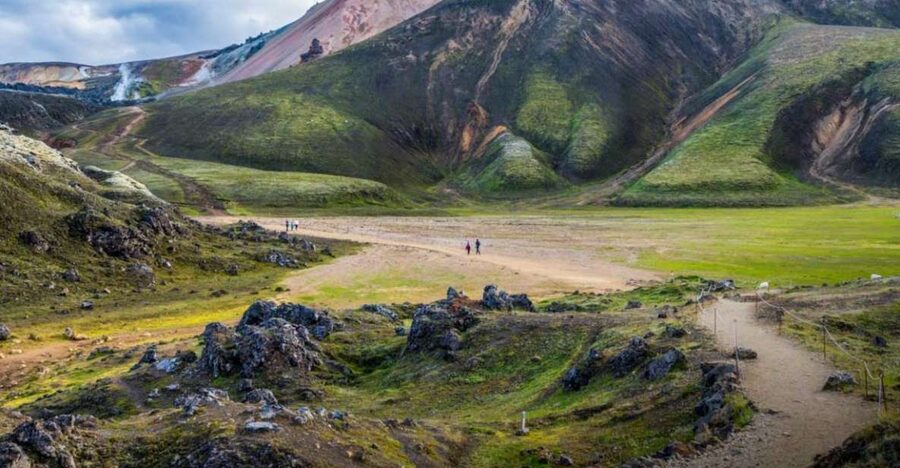 From Reykjavik: Landmannalaugar & Háifoss Waterfall Tour - Hnausapollur and Frostastaðavatn