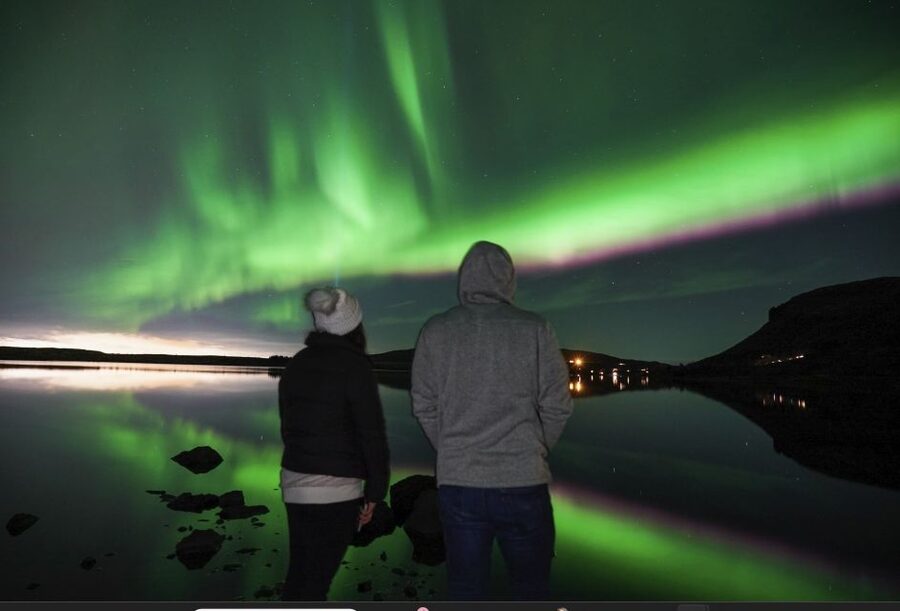 From Reykjavik: Northern Lights Hunt Super Jeep Tour - Southern Iceland viewing stops