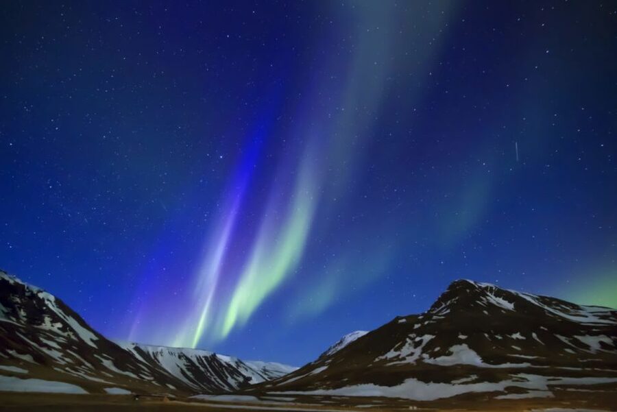 From Reykjavik: Northern Lights Tour with Lifetime Guarantee - The guides make a real difference