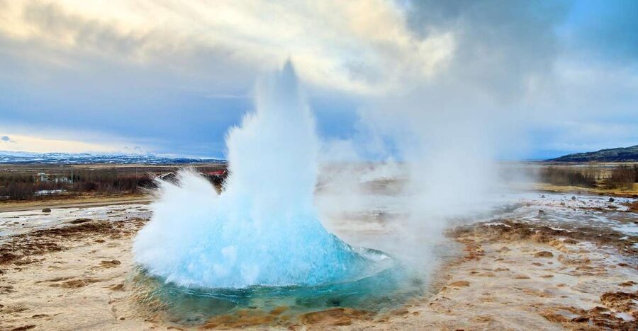From Reykjavik: Private Golden Circle Day Tour by Jeep - Thingvellir, Where Two Plates Pull Apart