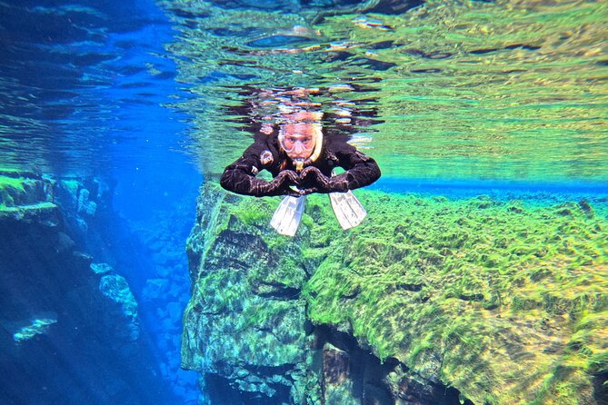From Reykjavik- Silfra Snorkeling transfer included - Floating through the fissure