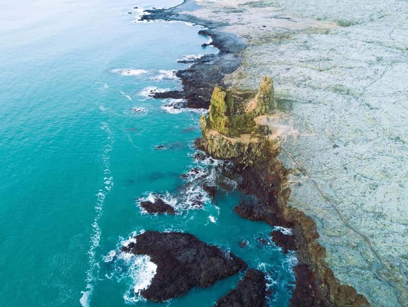 From Reykjavík: South Coast Highlights Day Tour - Seljalandsfoss and the chance to walk behind water