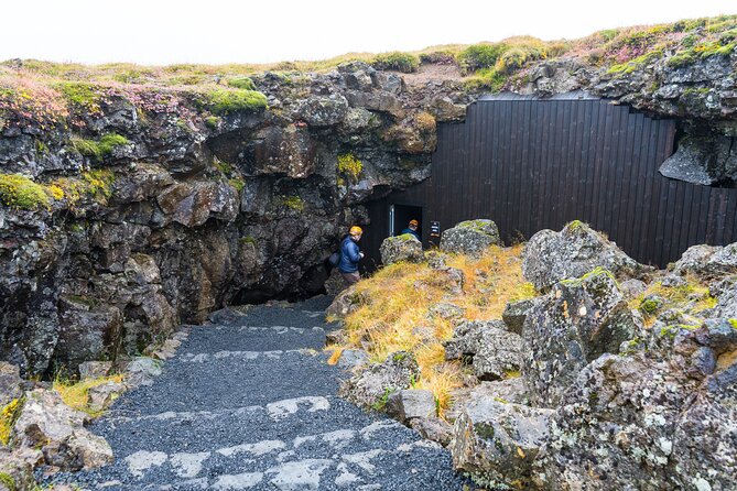 From Reykjavík: The Lava Tunnel tour with Round-trip Transfer - The Ride Back to Reykjavík