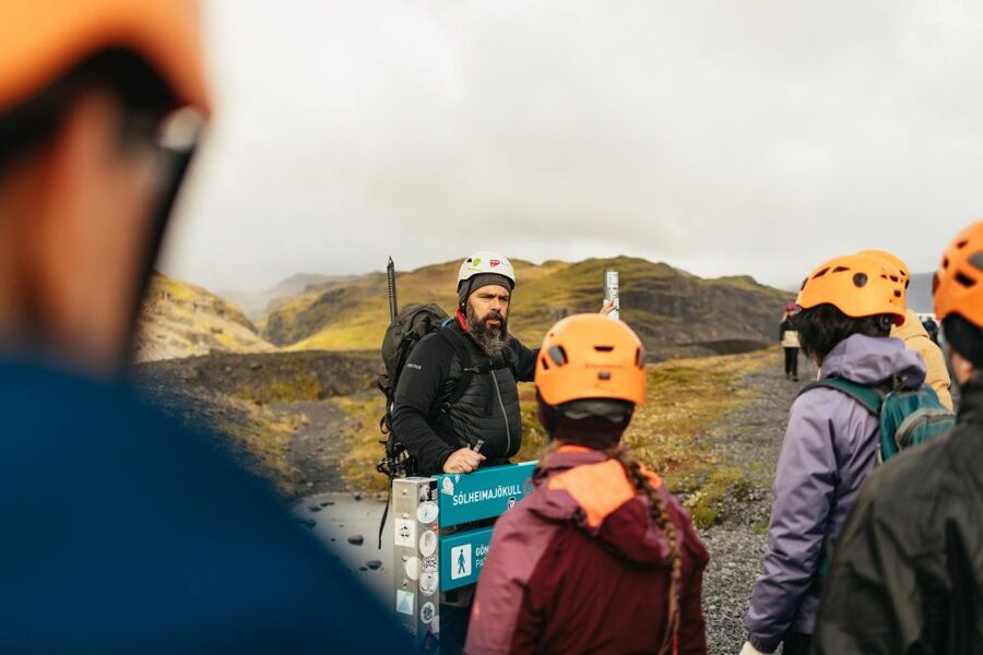 From Reykjavík: Waterfalls, Black Beach & Glacier Day Trip - Seljalandsfoss: the waterfall you can walk behind