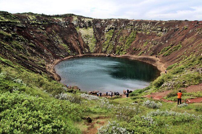 Full-Day Golden Circle Private Tour from Reykjavík - Gullfoss and the force of the Golden Waterfall