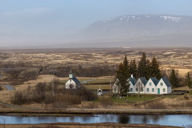 Full-Day Golden Circle Private Tour from Reykjavík - Kerið Crater and its red volcanic colors