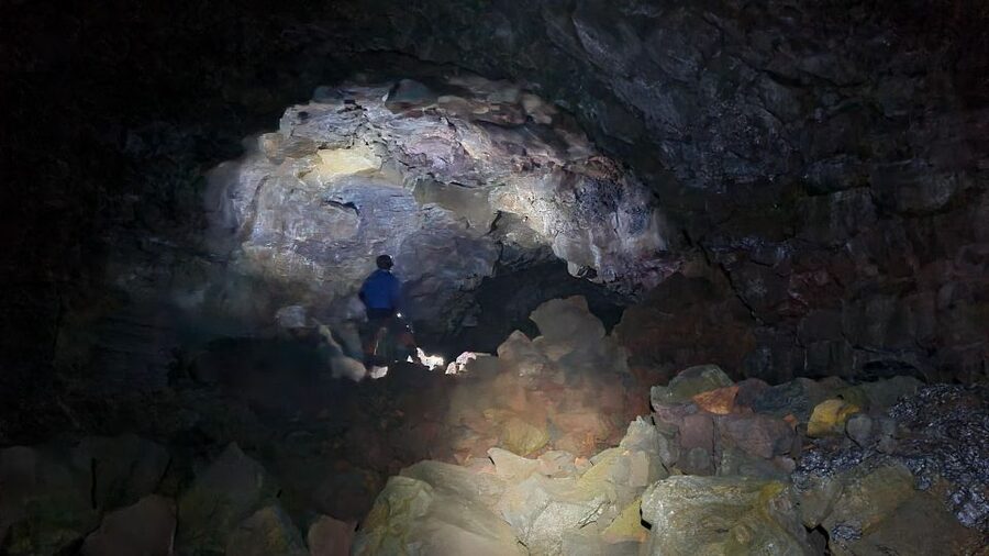 Geological Lava Tunnel Adventure - Arnarker Cave - What the geology adds to the day