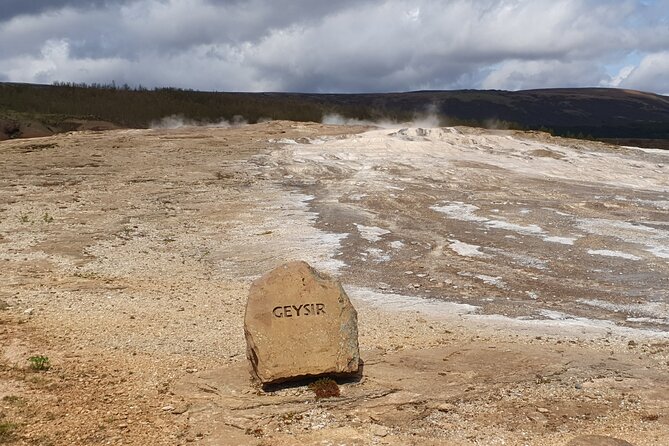 German-speaking Private Golden Circle Tour - Laugarvatn: hot springs and bread made with heat