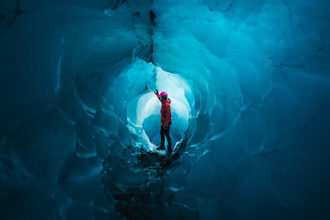 Glacier Adventure at Sólheimajökull Private Tour - Why Sólheimajökull makes a good climbing day