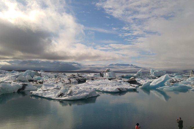 Glacier Lagoon, Diamond Beach, Black Sand Beaches and Waterfalls - Is $2,160.43 good value for up to five people?