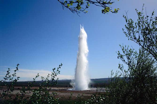 Golden Circle 7 Hours Bus Tour from Reykjavik - What the ride is like with Gray Line Iceland