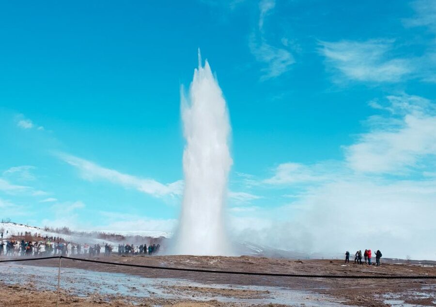 Golden Circle and Kerið Crater Small Group Tour - Gullfoss: Iceland’s most powerful photo stop