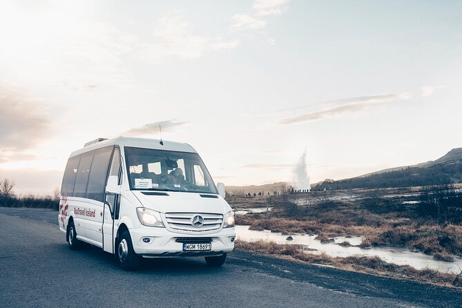 Golden Circle and Kerid Minibus Tour with Blue Lagoon Transfers - The guides are a major part of the experience