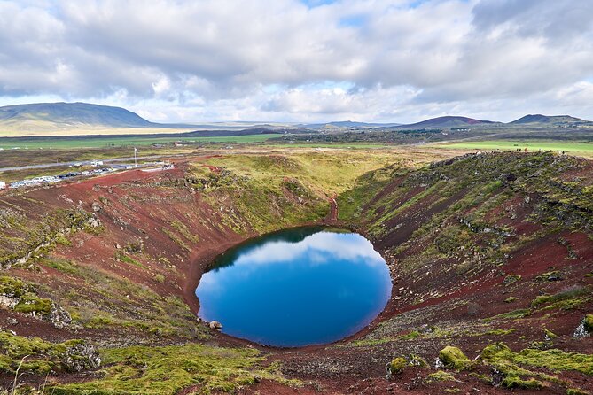 Golden Circle and Sky Lagoon Full-Day Tour - Sky Lagoon: a quiet final hour and a half