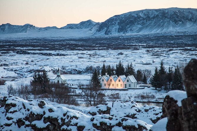 Golden Circle Day Trip with Fridheimar Greenhouse visit from Reykjavik - Guides make the coach time count