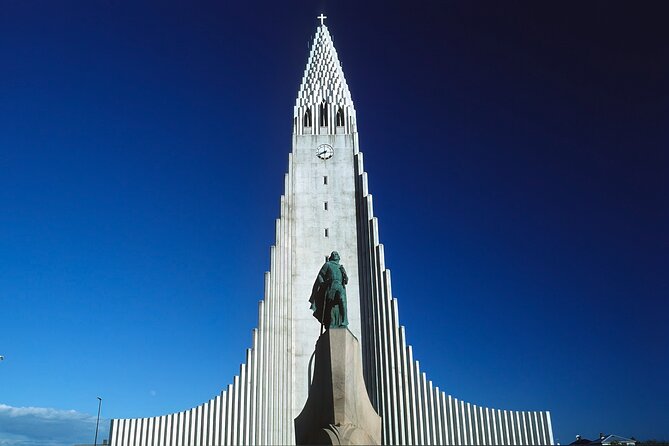 Golden Circle German-speaking small group tour from Reykjavík - Why this small-group Golden Circle trip works well