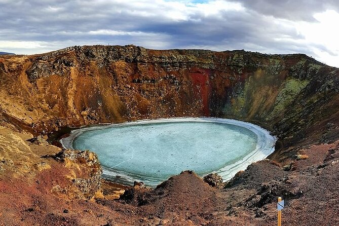 Golden Circle, Kerid Crater & Geothermal Lagoon -Small Group Tour - Choosing between Blue Lagoon and Hvammsvík